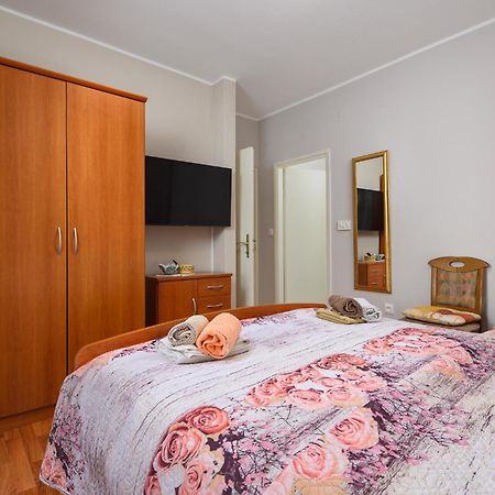 House Alma Apartment Porec Exterior photo